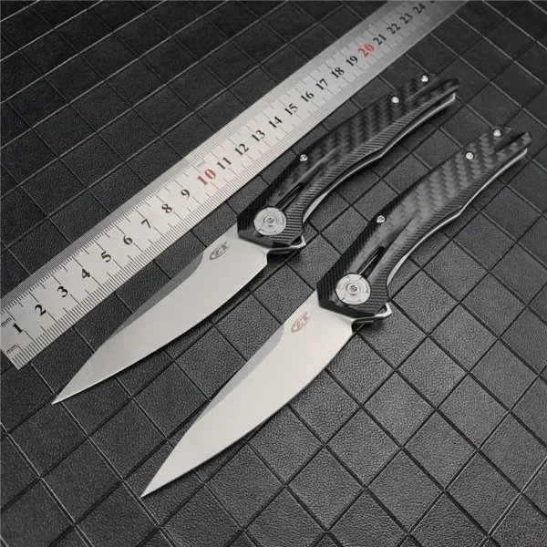 ZT 0707 Flipper Knife CPM 20CV Drop Point Blade D2 Blade G10 Carbon Fiber Handles Outdoor 3