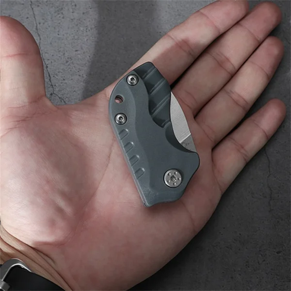 Outdoor Tactical Folding Knife 5CR15 Blade Edc Self Defense Hunting Pocket Knives Keychain knife 5
