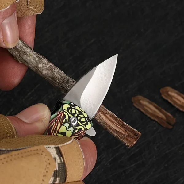 D2 Steel Mini Portable Knife Outdoor Wilderness Survival Folding Knife Multi purpose High Hardness Folding Knife 3